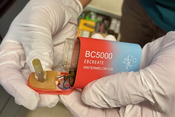 Study: Disposable e-cigarettes release more toxic metals than cigarettes