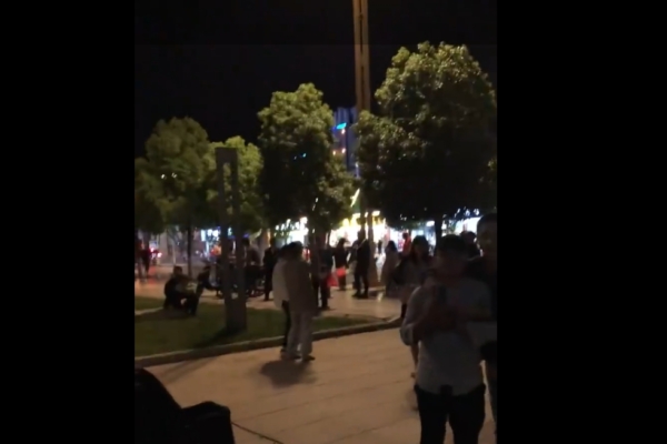 Yunnan Dali: Residents Rush Downstairs for Safety Following Sudden 5.0 Magnitude Earthquake