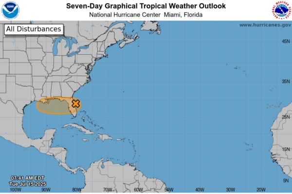 Hurricane Center: 40% Chance of Cyclone Formation Near Florida
