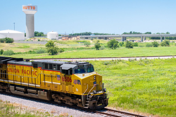 A train possibly carrying hazardous materials derails in Texas, USA.