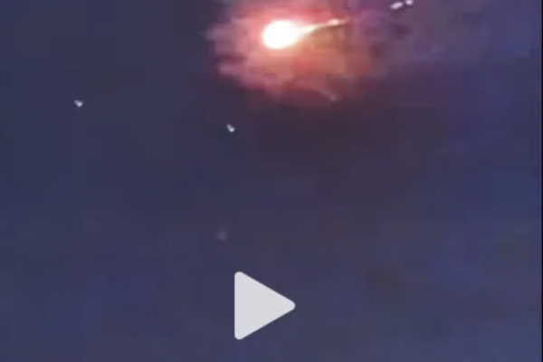Mysterious Flying Object Collides and Explodes in Shandong, Creating a Loud Noise